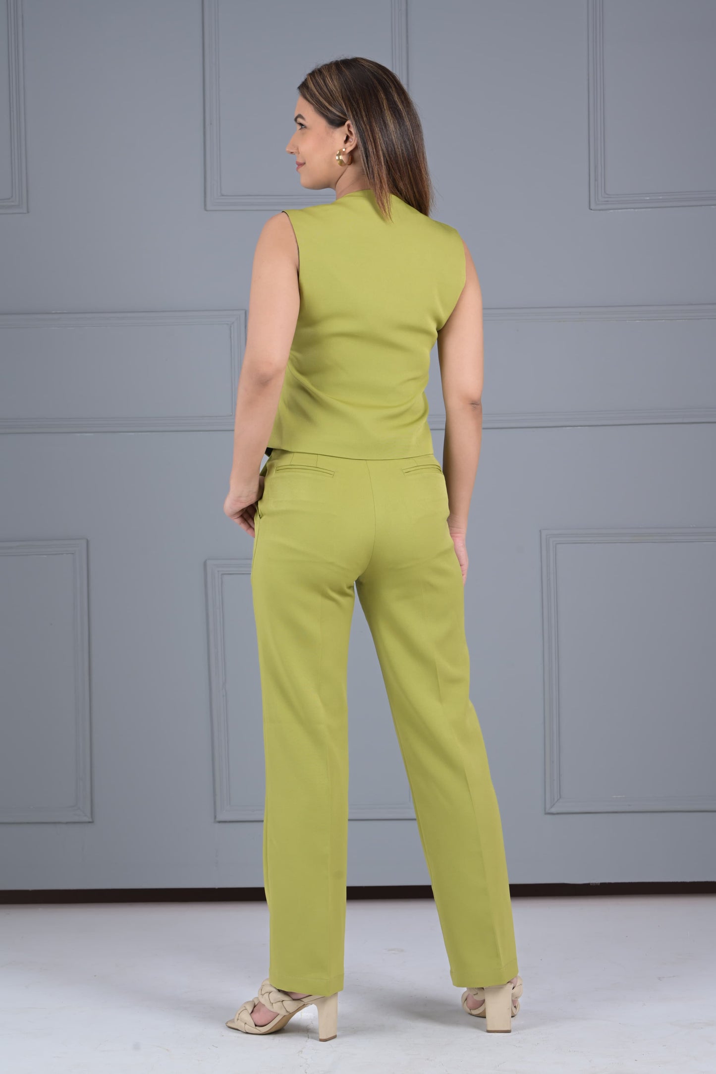 Olive Glow chic vest Set